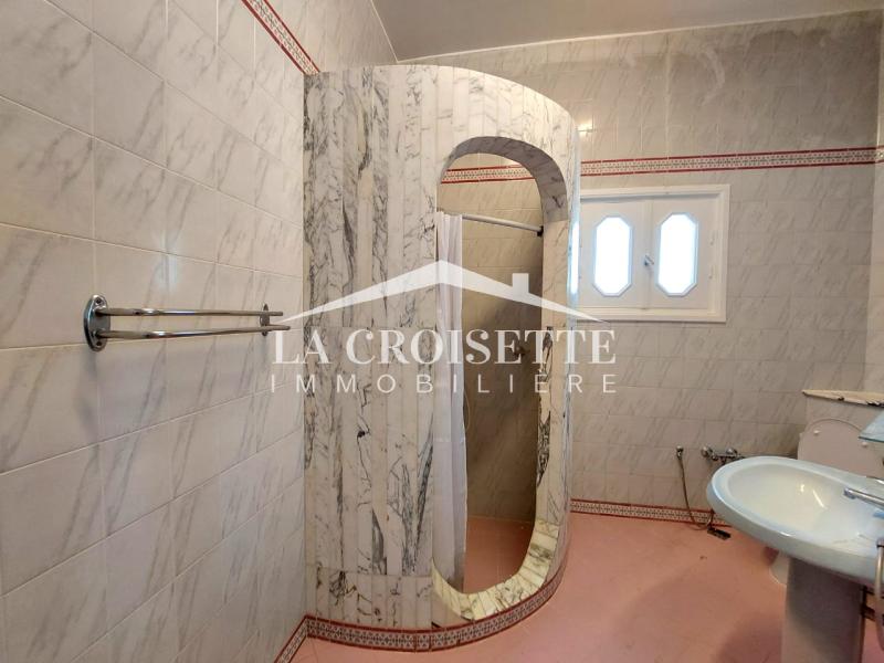 Villa S+6 à La Marsa